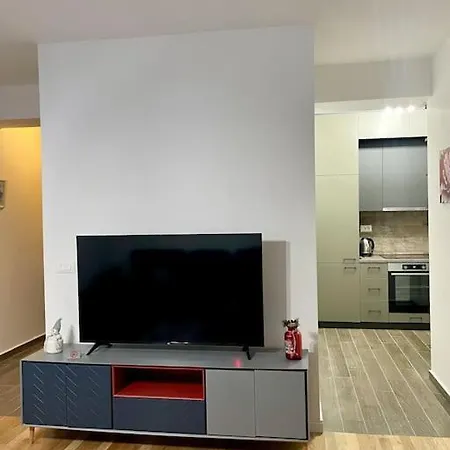 Short Apartment